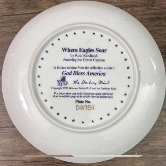 The Danbury Mint “God Bless America” Limited Edition  8 Inch Plates Set Of 4 - Picture 5 of 10